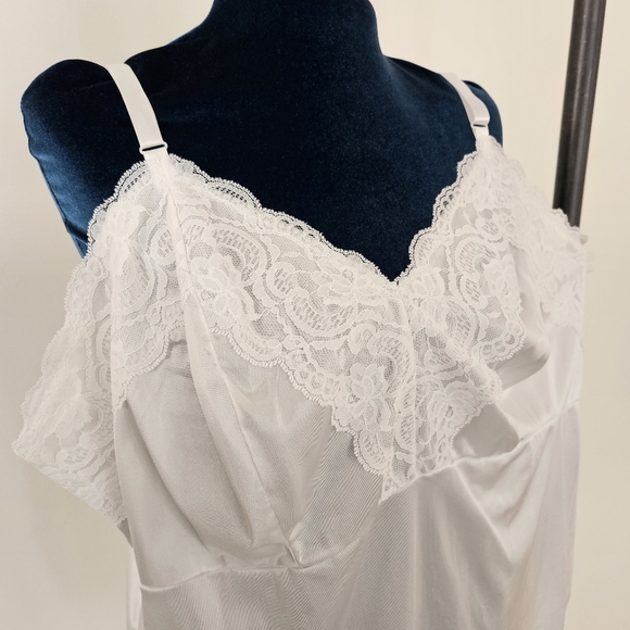 Dixie Belle Vintage Camisole Top Adjustable Straps White Made in USA Nylon 1X 2X - Picture 4 of 12